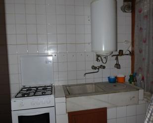 Cuina de Pis en venda en Valle de Losa amb Moblat
