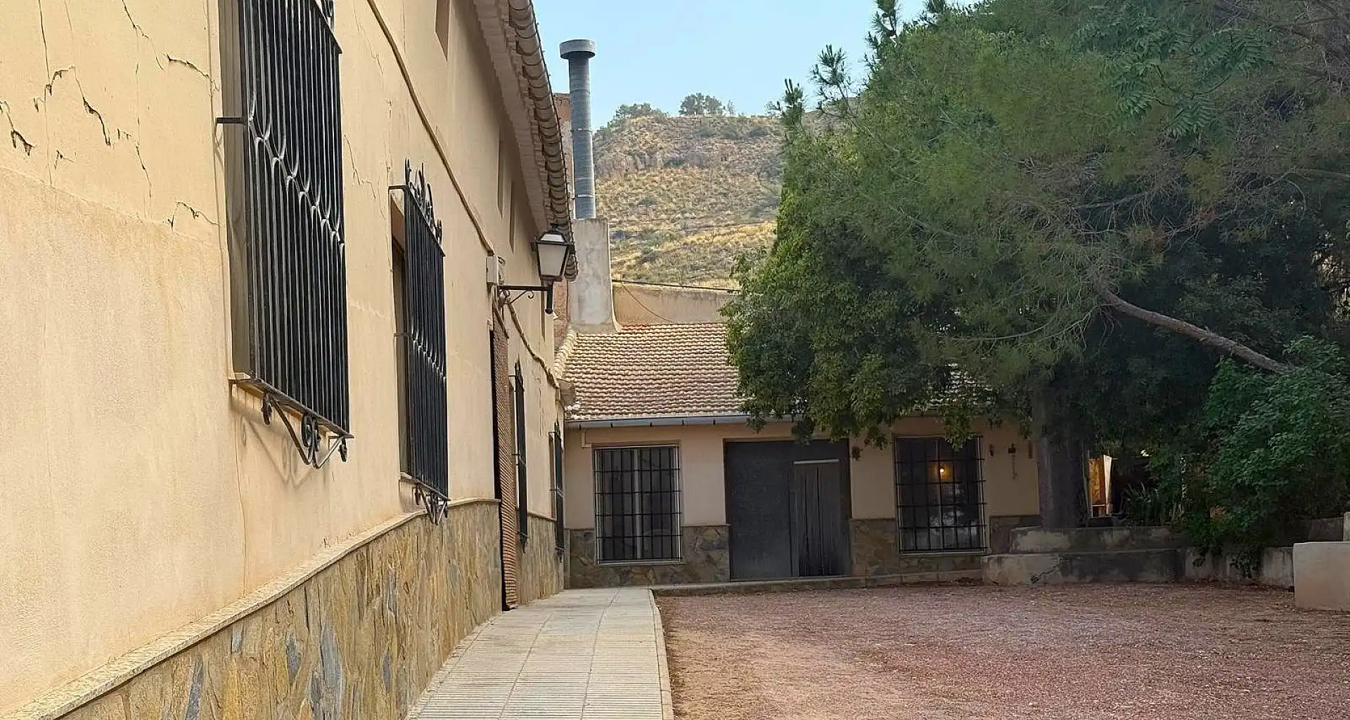 Landhaus zum Verkauf in El Pinós / Pinoso