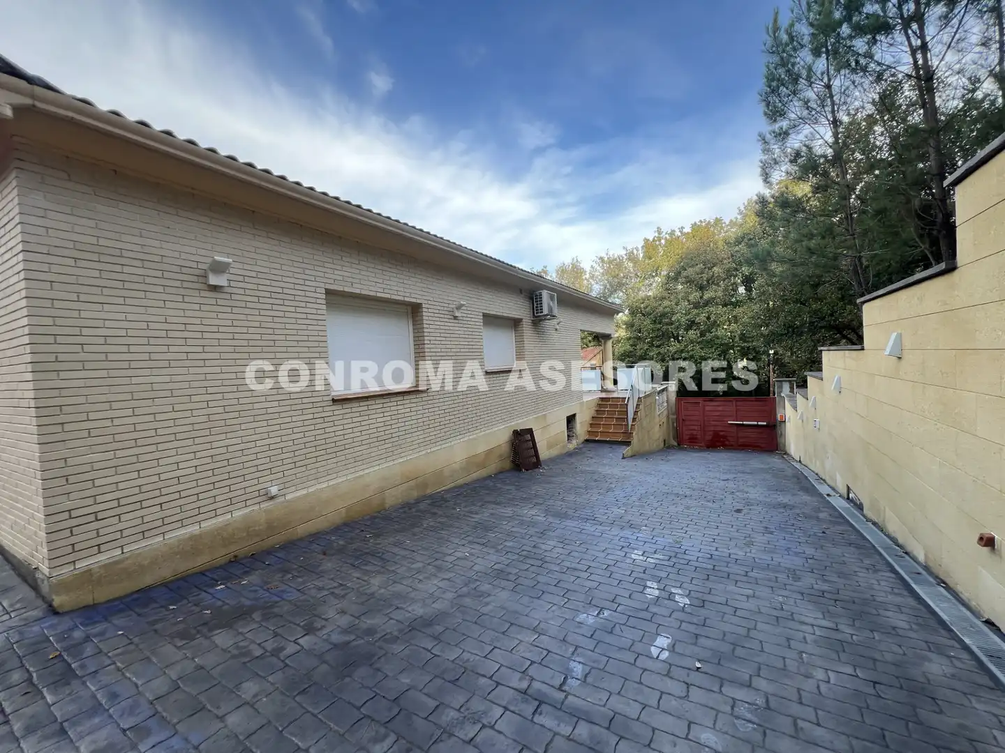 Vista exterior de Casa o xalet en venda en Vidreres amb Aire condicionat, Calefacció i Jardí privat