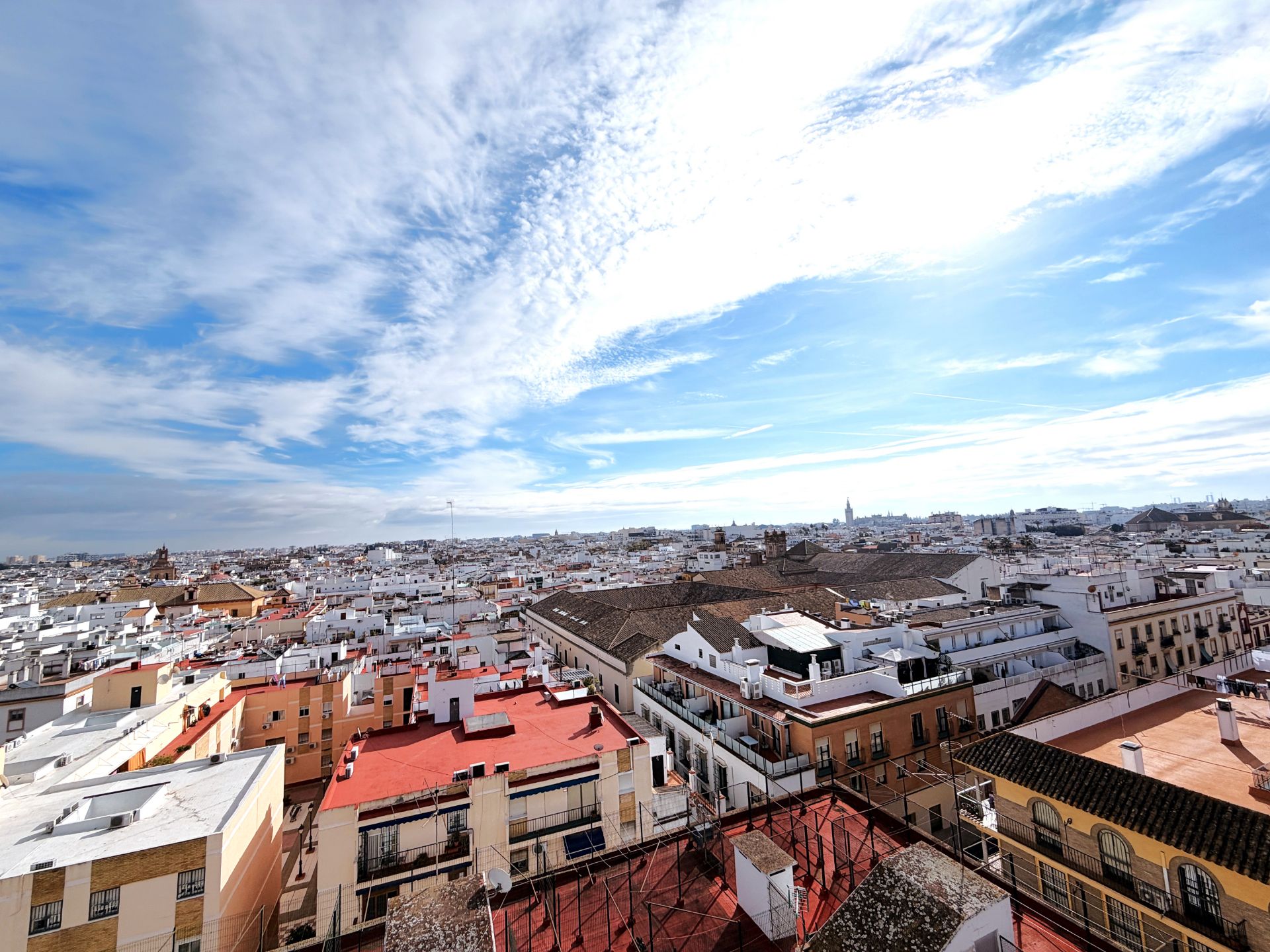 Exterior view of Flat to rent in  Sevilla Capital  with Air Conditioner, Terrace and Oven