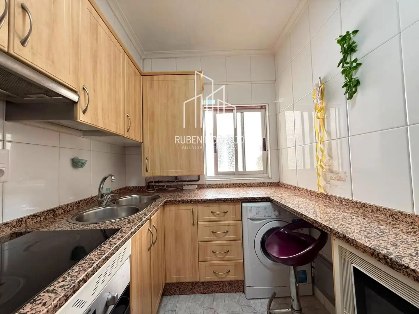 Cocina de Piso de alquiler en Salamanca con Calefacción, Parquet y Terraza