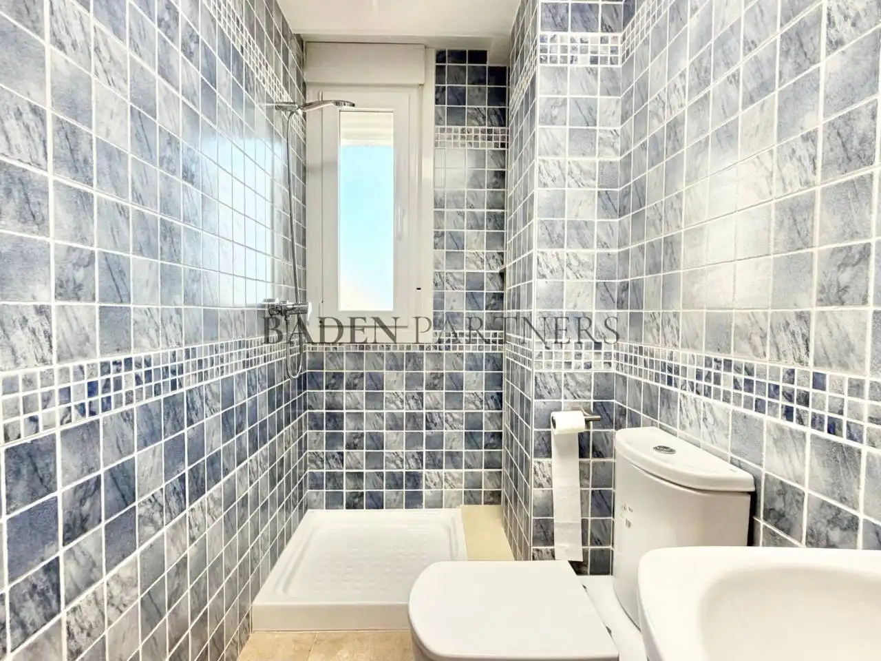 Bathroom of Flat for rent in Benicarló  with Air Conditioner, Furnished and Balcony