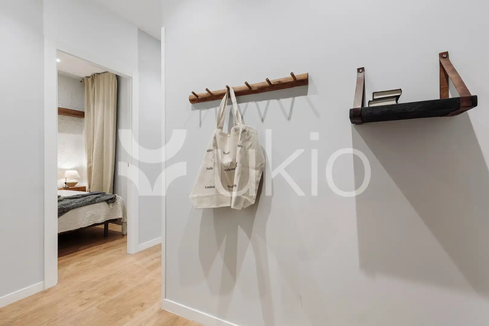 Apartments for rent in Barcelona  with Air Conditioner, Heating and Furnished