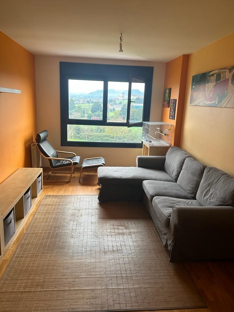 Flat to rent in Calle de la Solidaridad, Tremañes