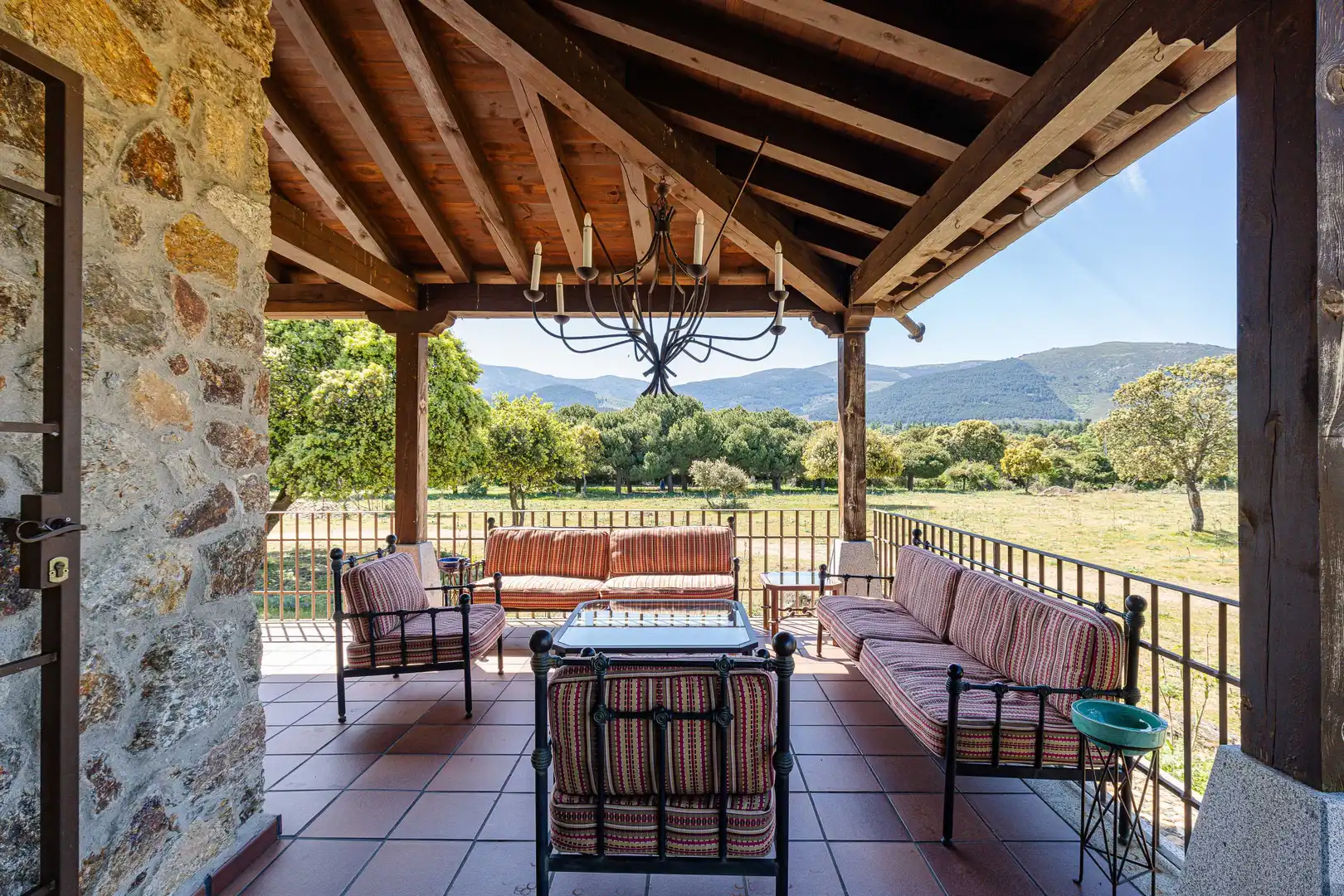 Terrassa de Casa o xalet en venda en Ortigosa del Monte amb Calefacció, Jardí privat i Terrassa