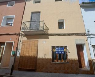 Vista exterior de Casa adosada en venda en Polinyà de Xúquer