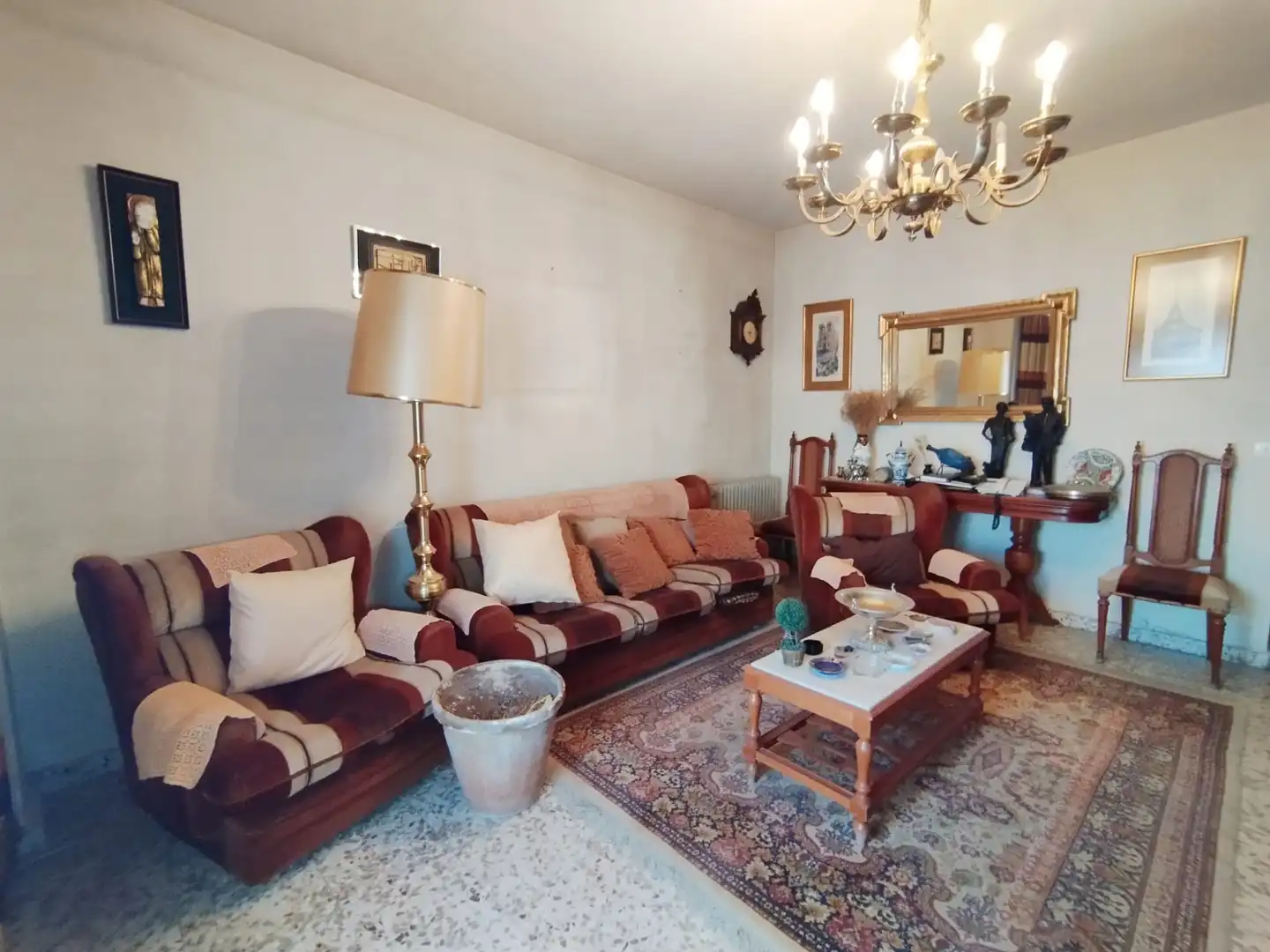 Sala d'estar de Pis en venda en Argamasilla de Alba amb Terrassa, Moblat i Balcó