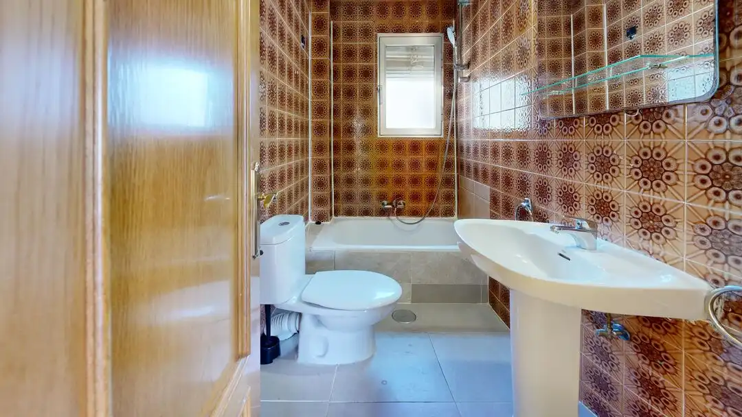 Baño de Piso en venta en Madrid con Aire acondicionado, Calefacción y Terraza