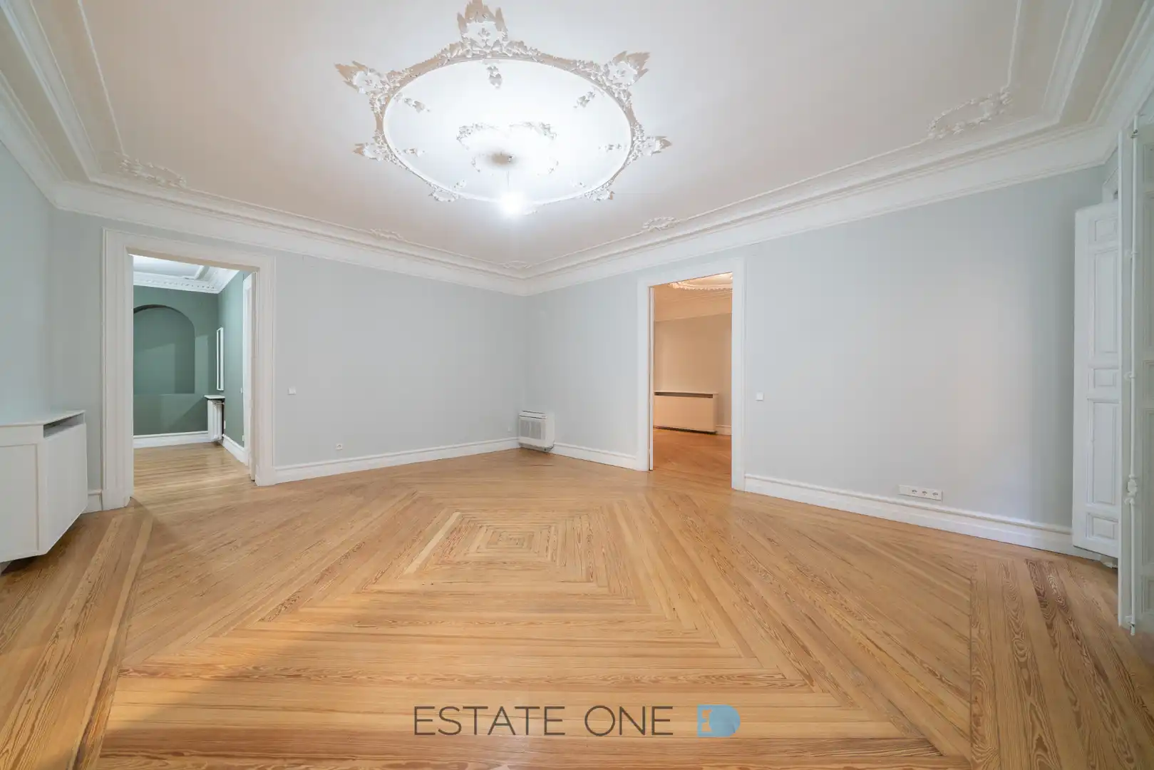 Ground floor for rent in Calle de Lope de Vega, Cortes - Huertas