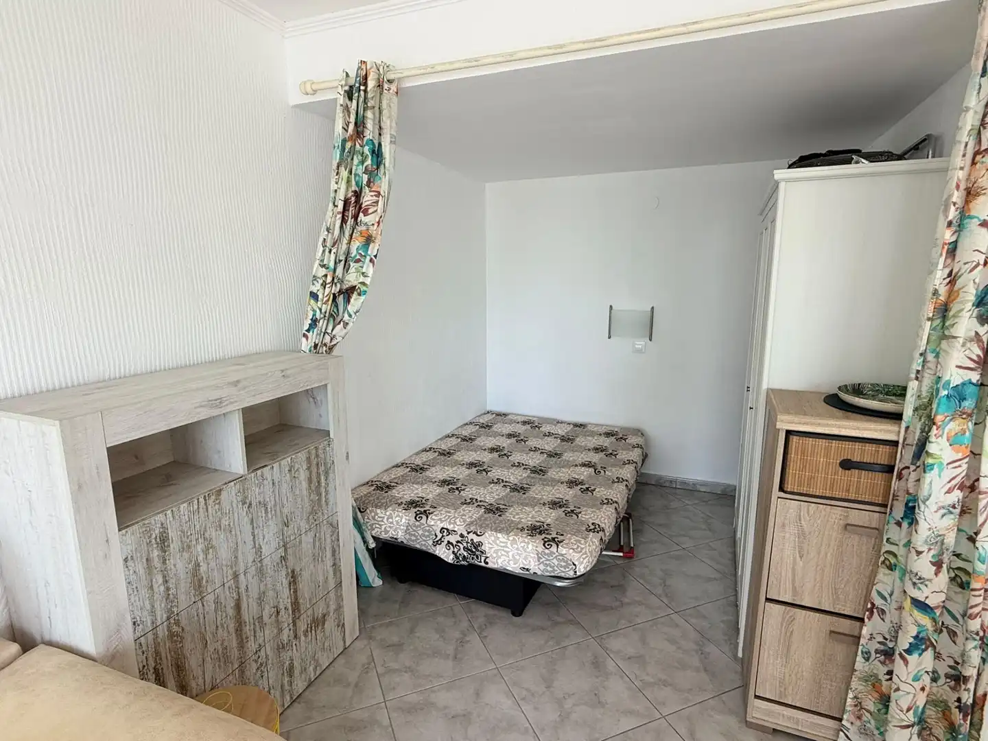 Dormitori de Apartament en venda en Roses amb Aire condicionat, Calefacció i Terrassa