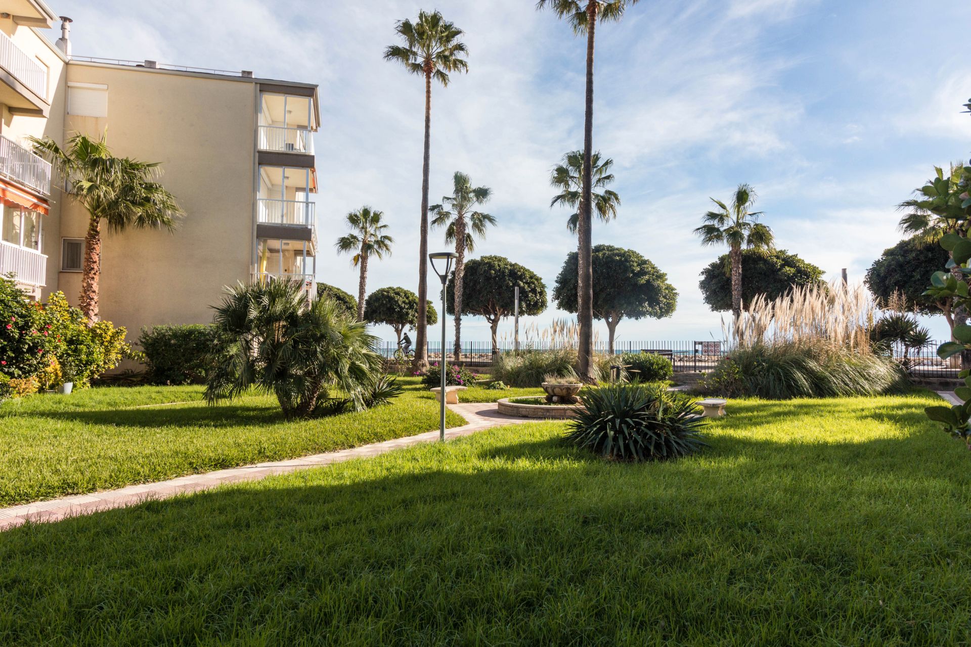 Jardí de Apartament en venda en Cambrils amb Aire condicionat, Terrassa i Moblat