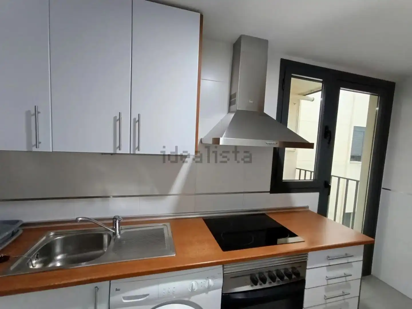 Kitchen of Flat for sale in Calzada de Calatrava  with Heating and Terrace