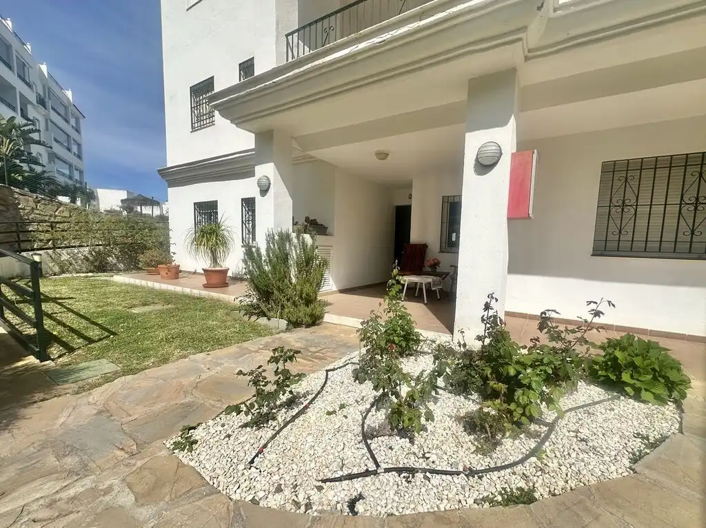 Außenansicht von Erdgeschoss zum Verkauf in Mijas mit Klimaanlage, Terrasse und Möbliert