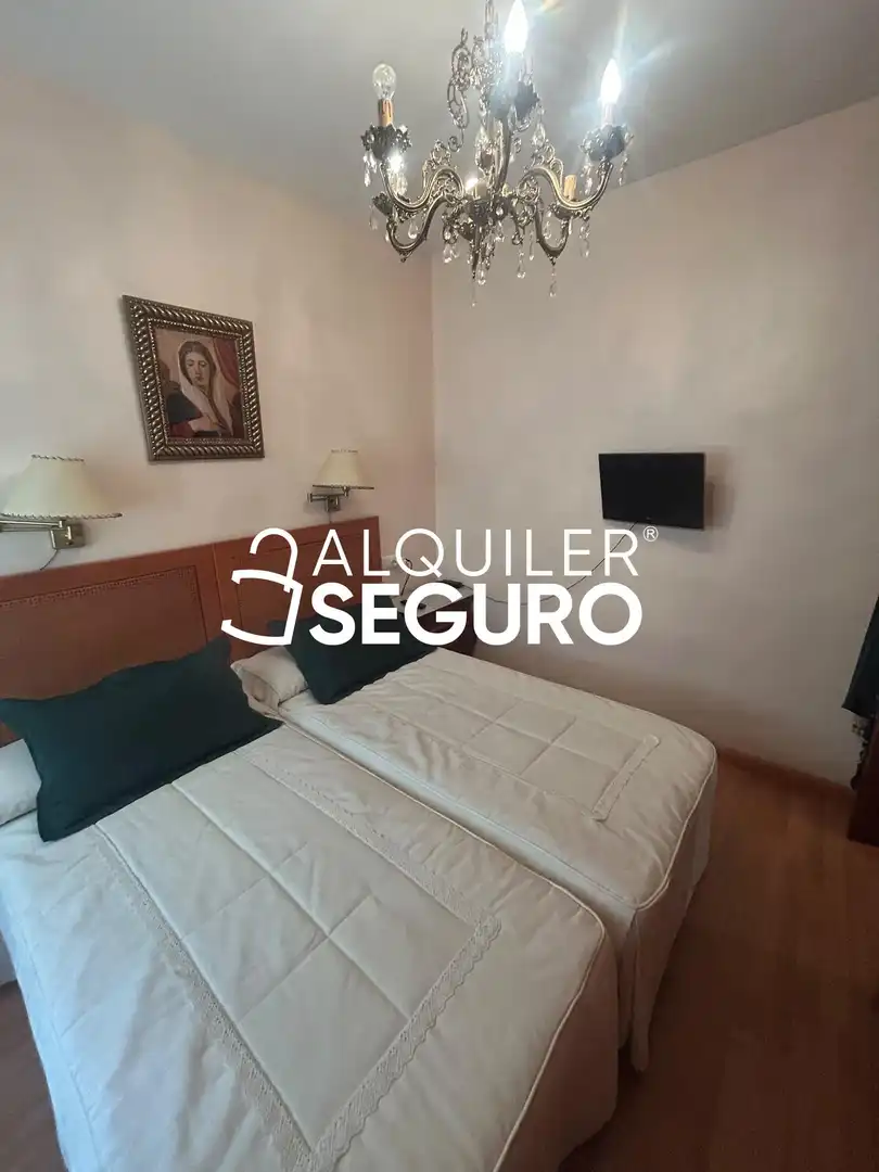 Flat with lift to rent in agustina de aragon, imagen 12