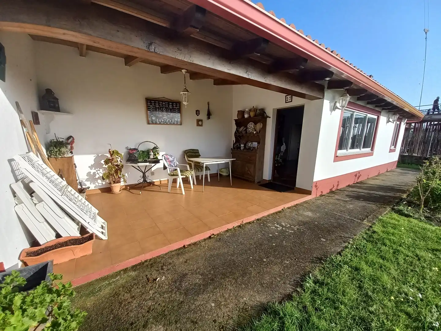 Terrassa de Casa o xalet en venda en Oleiros amb Parquet, Terrassa i Traster