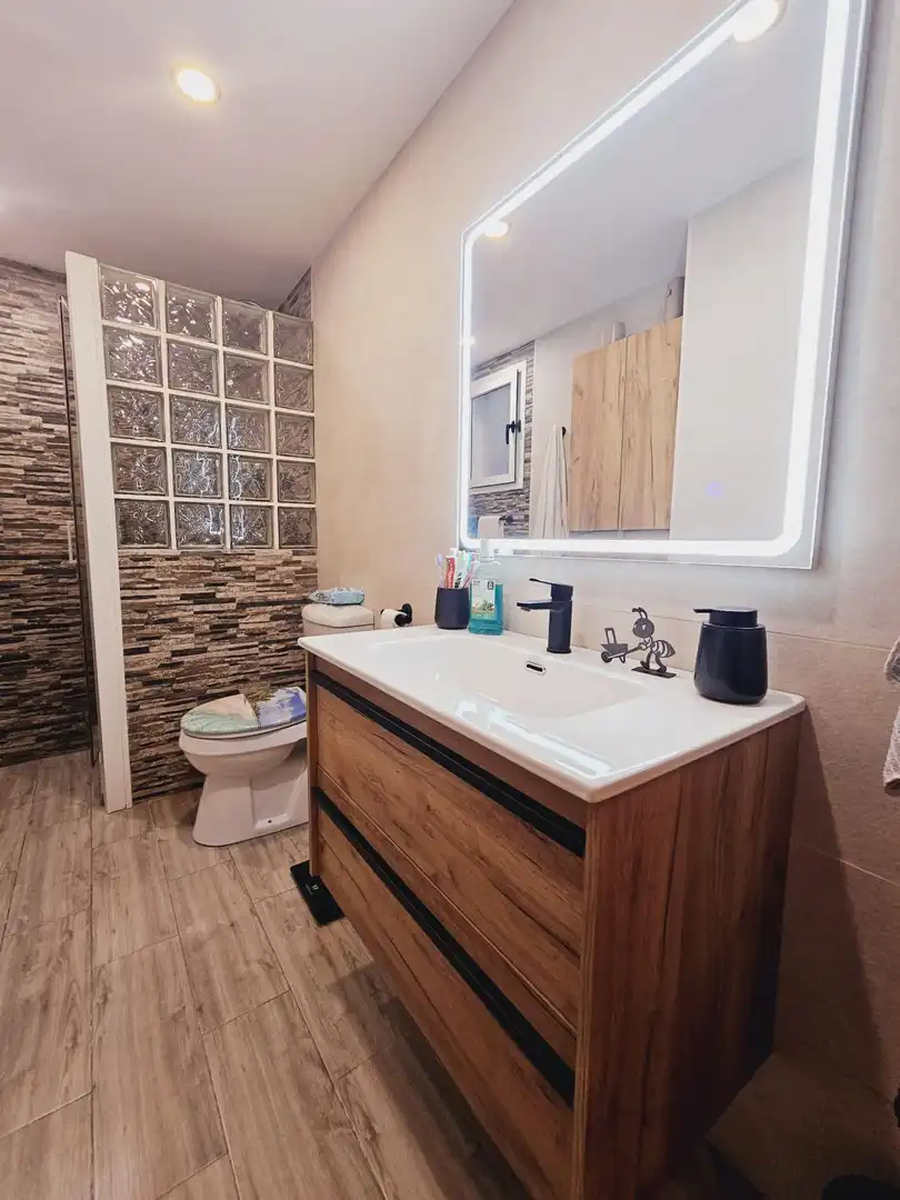 Baño de Piso en venta en El Vendrell con Aire acondicionado, Calefacción y Balcón