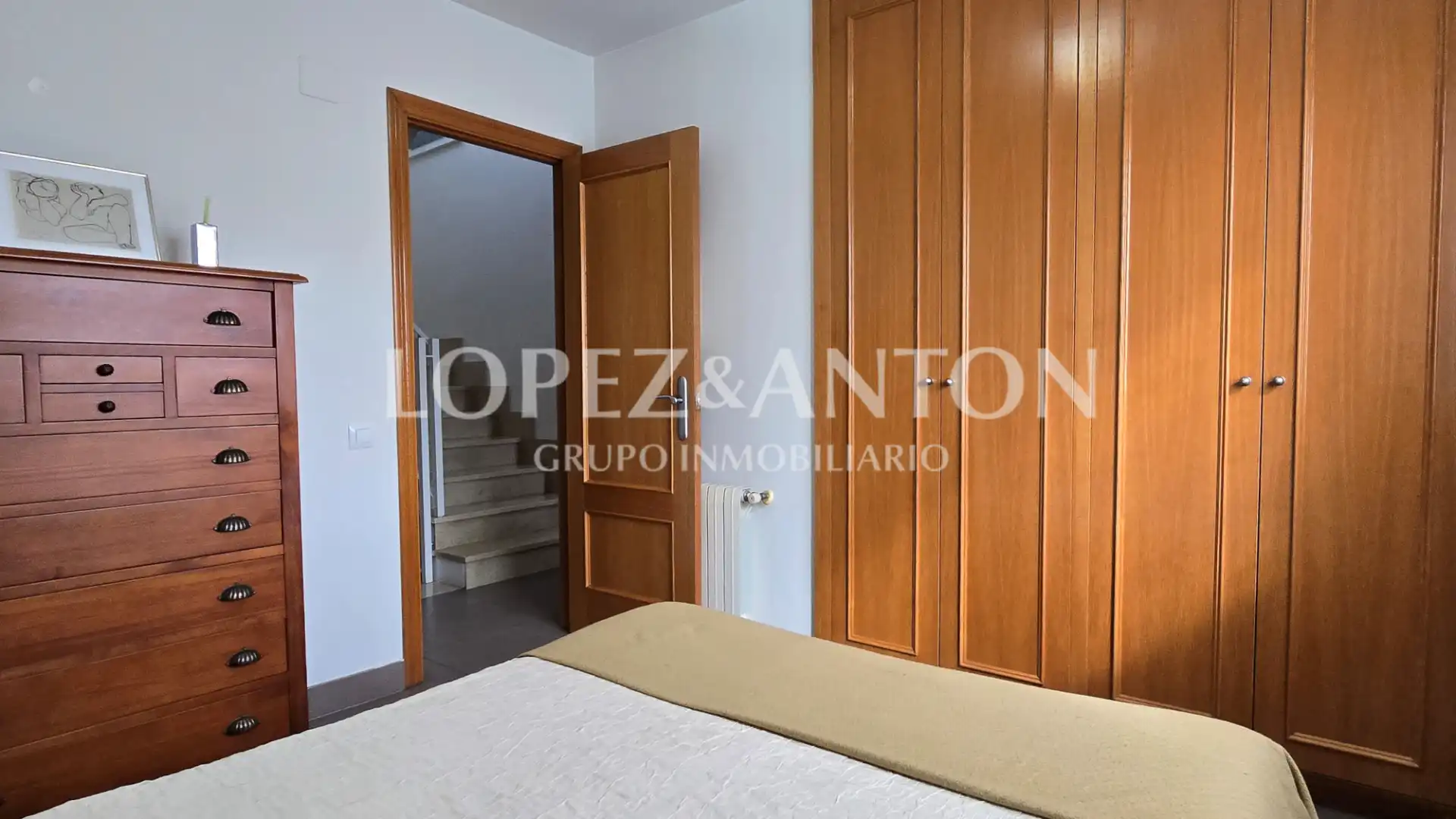 Bedroom of Houses for sale in L'Eliana  with Air Conditioner, Heating and Private garden