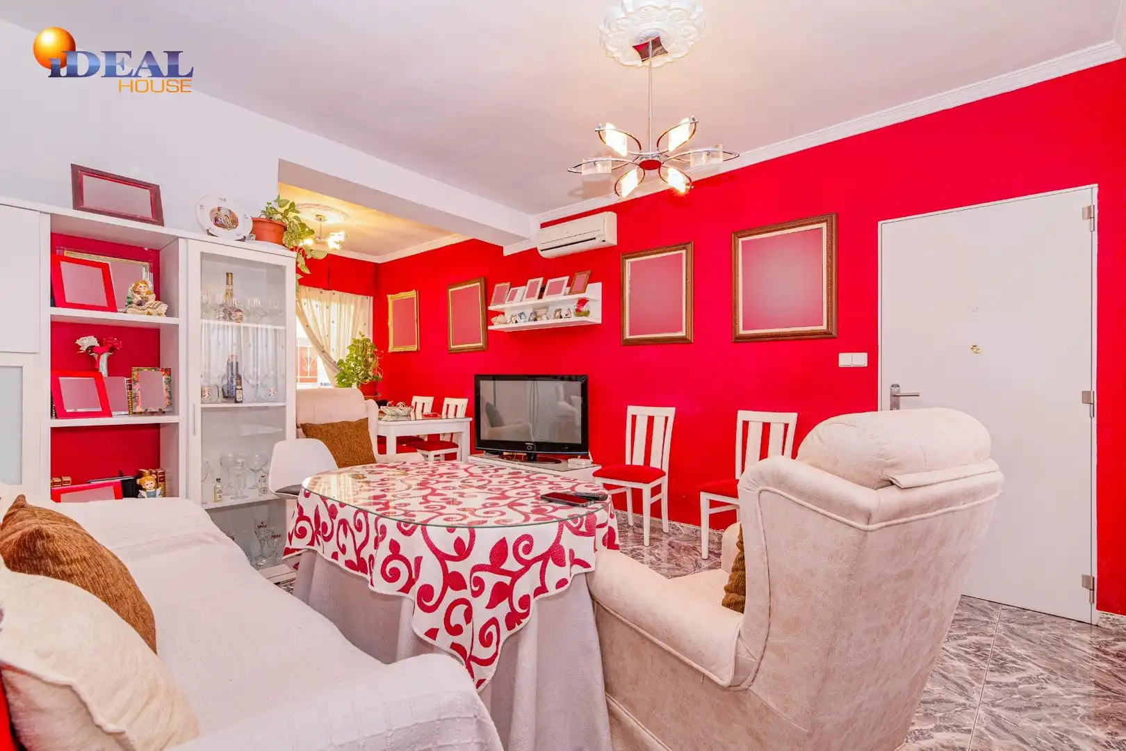 Sala de estar de Casa adosada en venta en Loja
