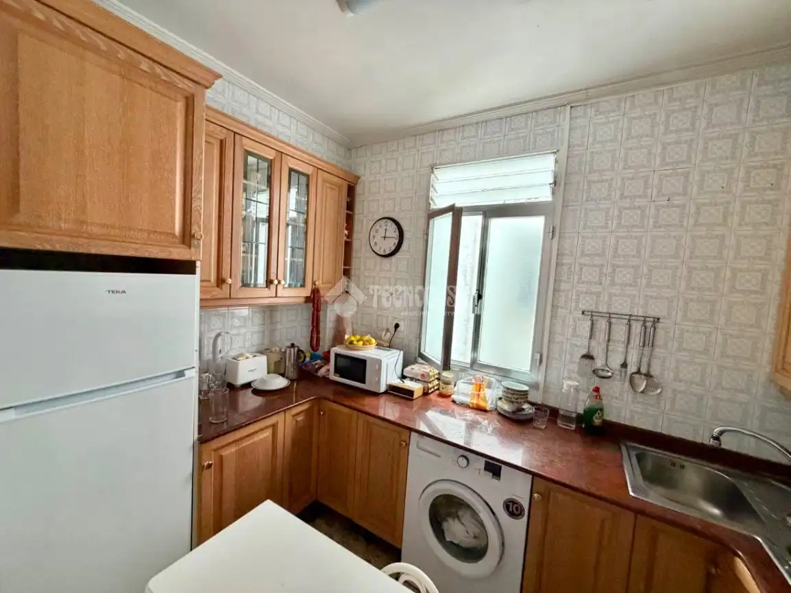 Küche von Wohnung zum Verkauf in Santander