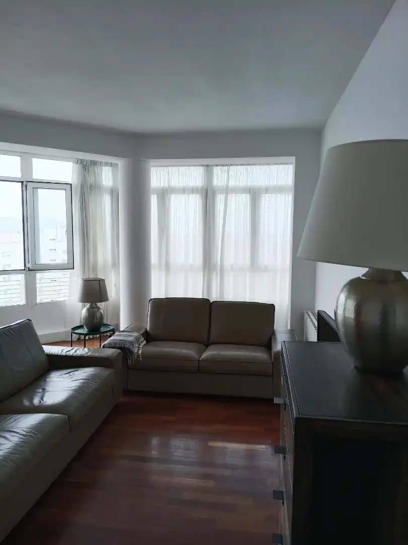 Living room of Flat for rent in Murcia  with Air Conditioner, Heating and Parquet flooring