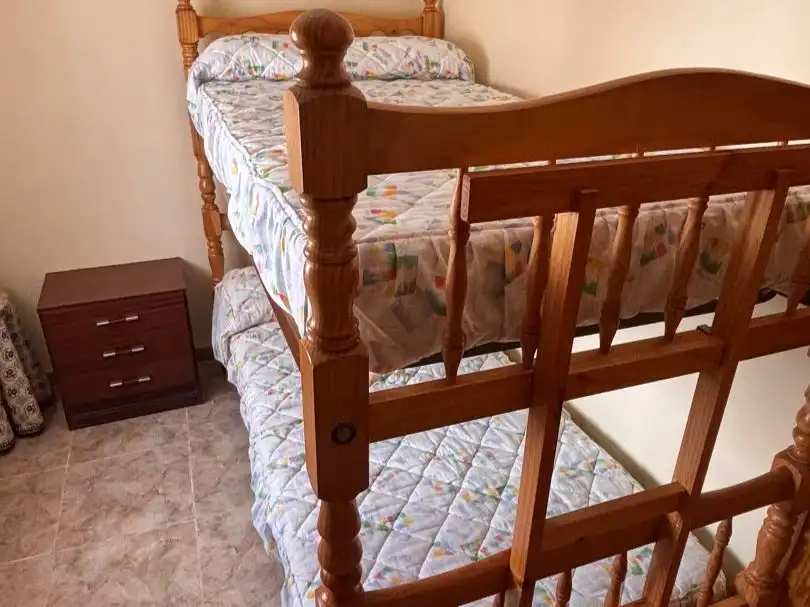 Dormitori de Casa o xalet en venda en Chulilla amb Aire condicionat, Terrassa i Balcó