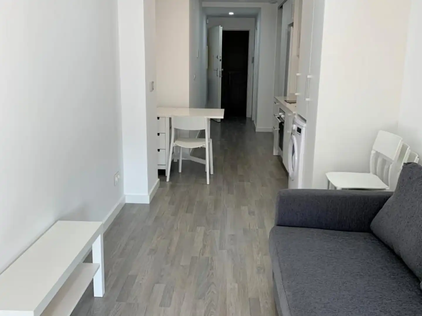 Study for rent in Juan Carlos I