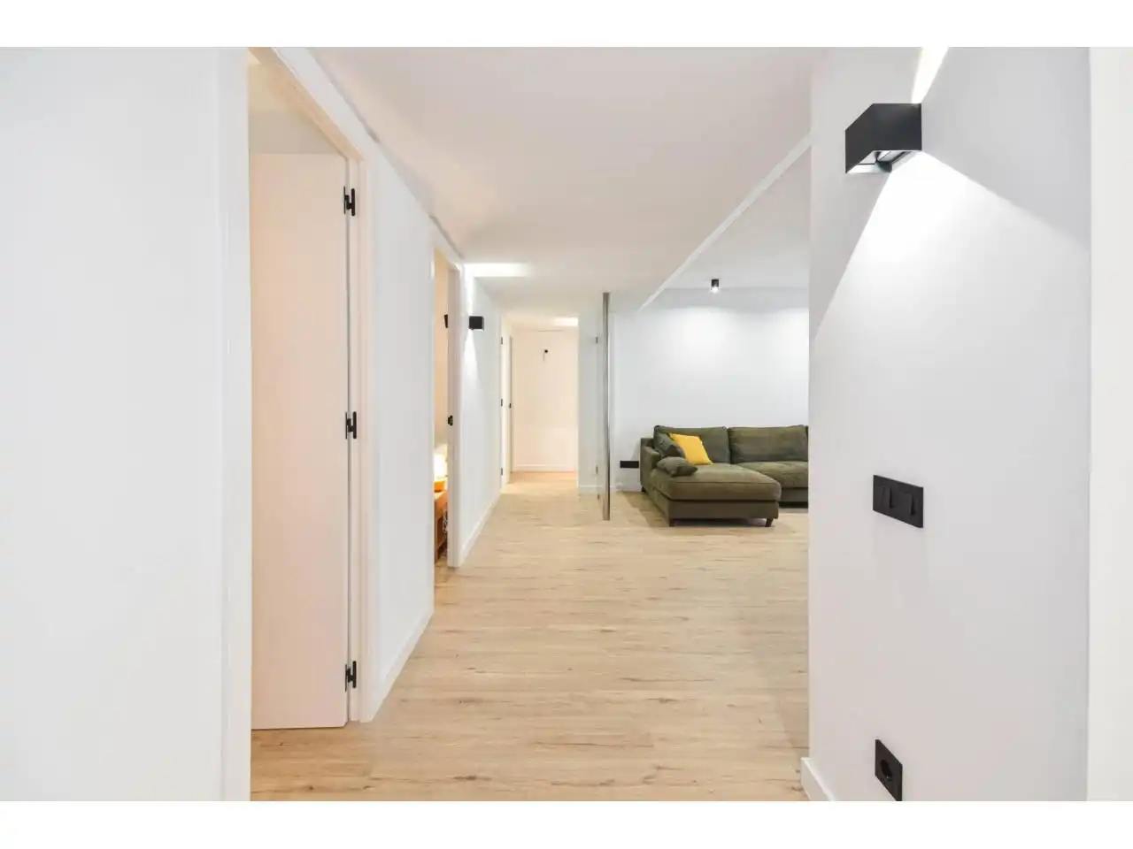 Piso en venta en Barcelona con Calefacción, Parquet y Balcón