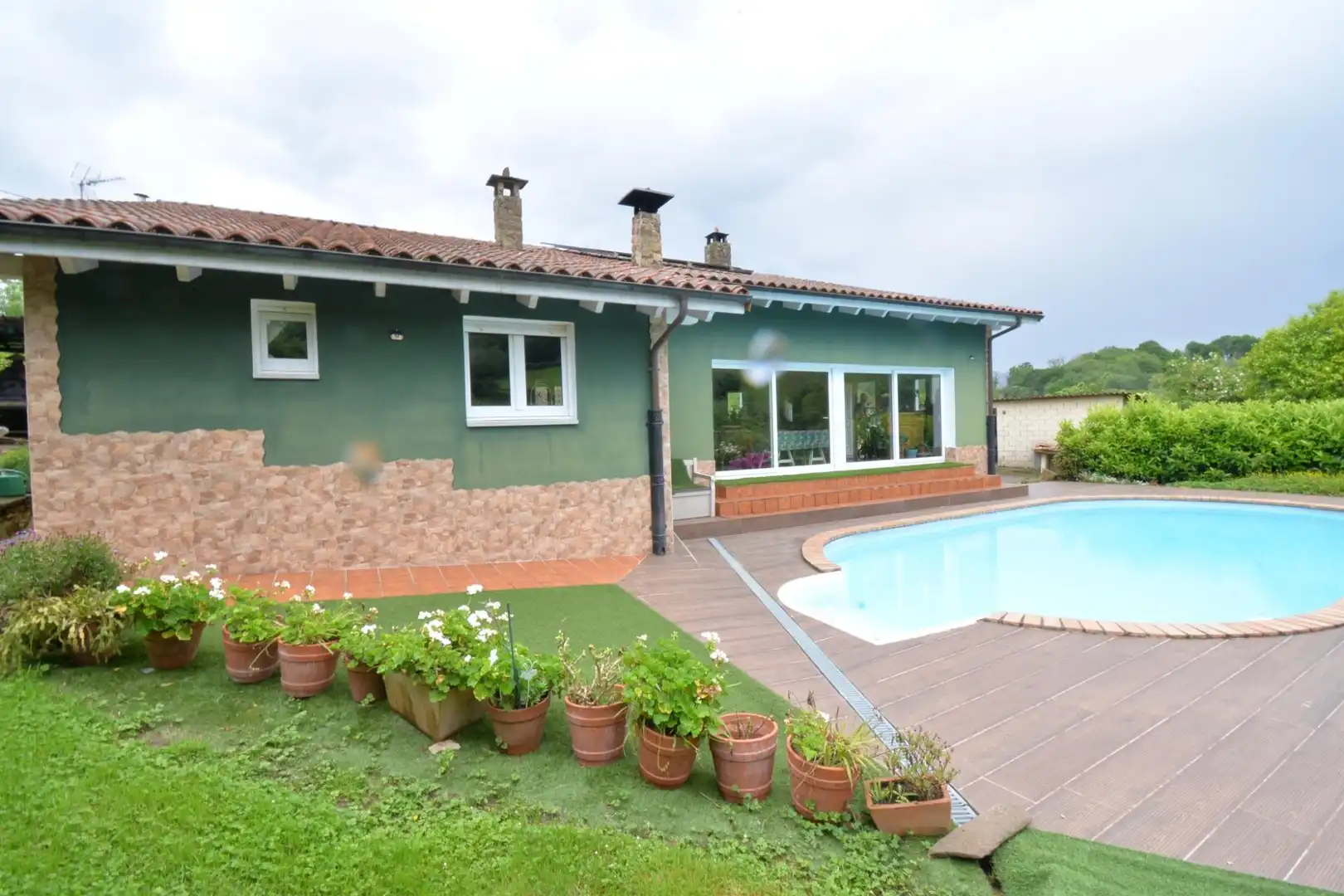 Piscina de Casa o chalet en venta en Langreo con Calefacción, Jardín privado y Terraza