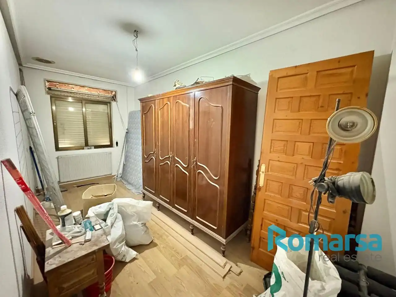 Habitación de Casa adosada en venta en Ávila con Calefacción, Terraza y Trastero
