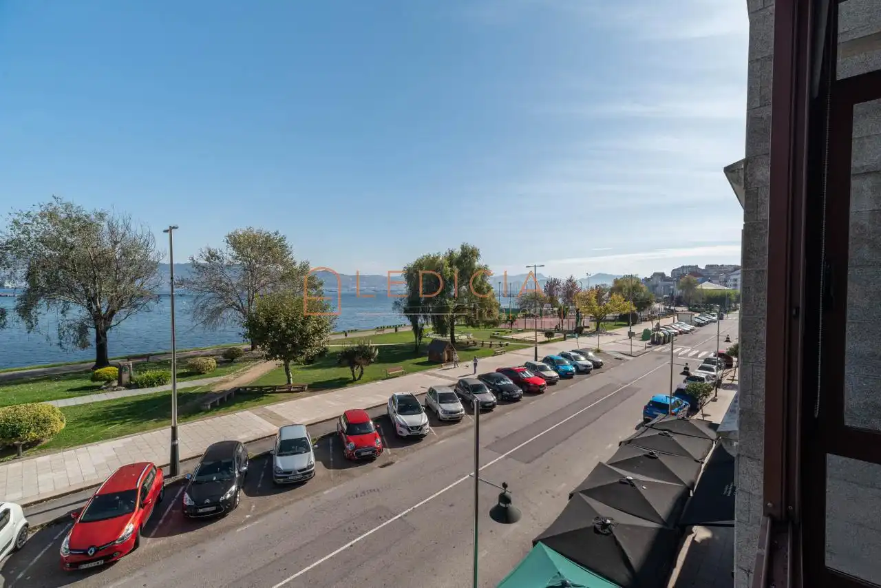 Vista exterior de Piso en venta en Moaña con Aire acondicionado, Calefacción y Terraza