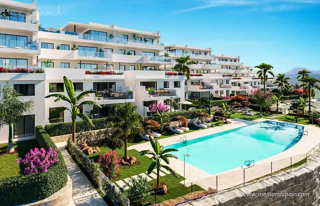 Apartment with pool for sale in Casares Golf - Casares del Sol, imagen 2