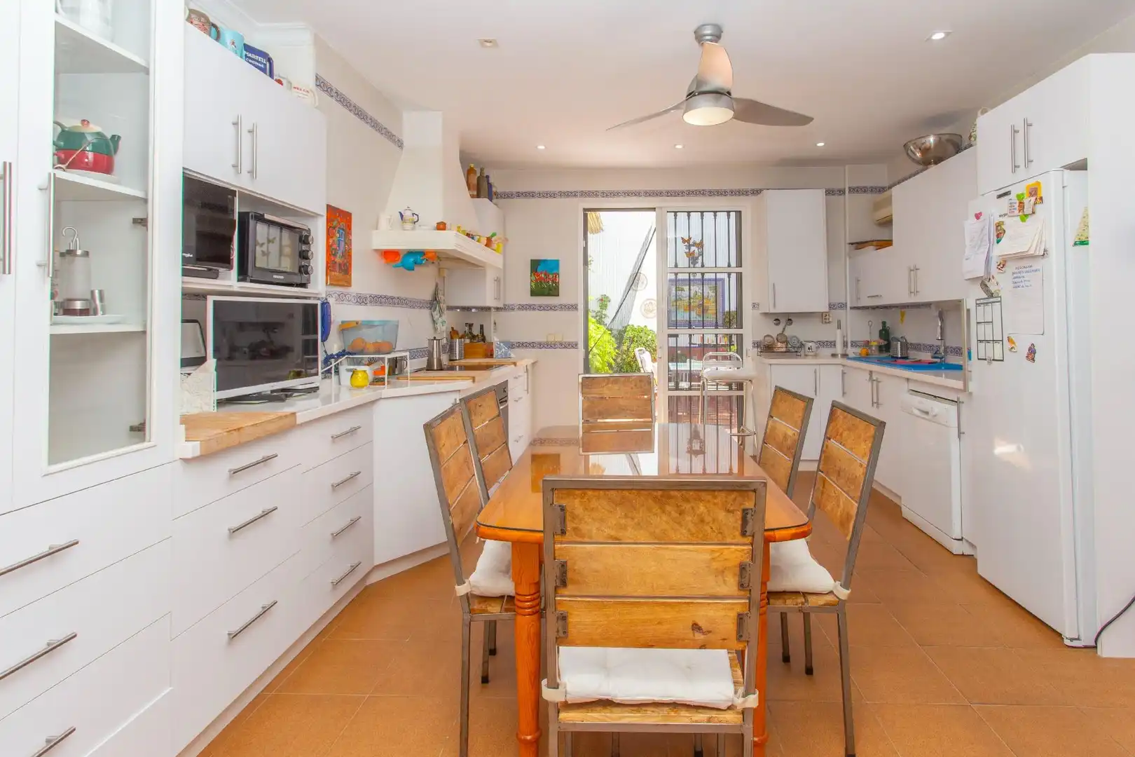 Cocina de Casa o chalet en venta en El Puerto de Santa María con Aire acondicionado, Calefacción y Jardín privado
