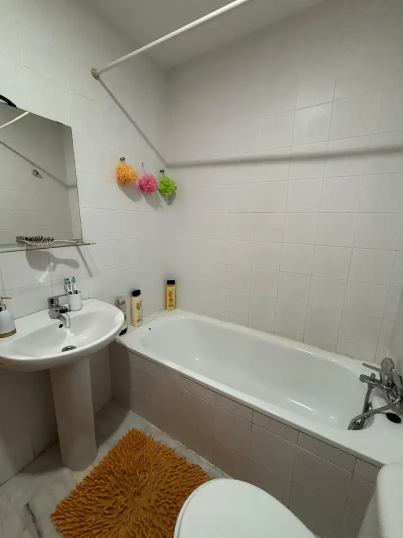 Bathroom of Flat for sale in Camas  with Air Conditioner
