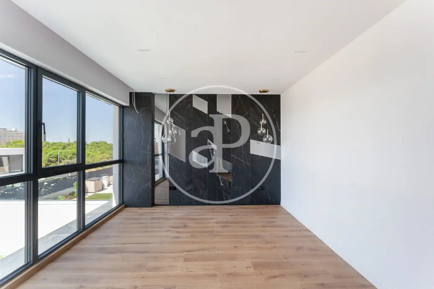 Casa aparellada amb piscina en venda a C. Tallín, imagen 46