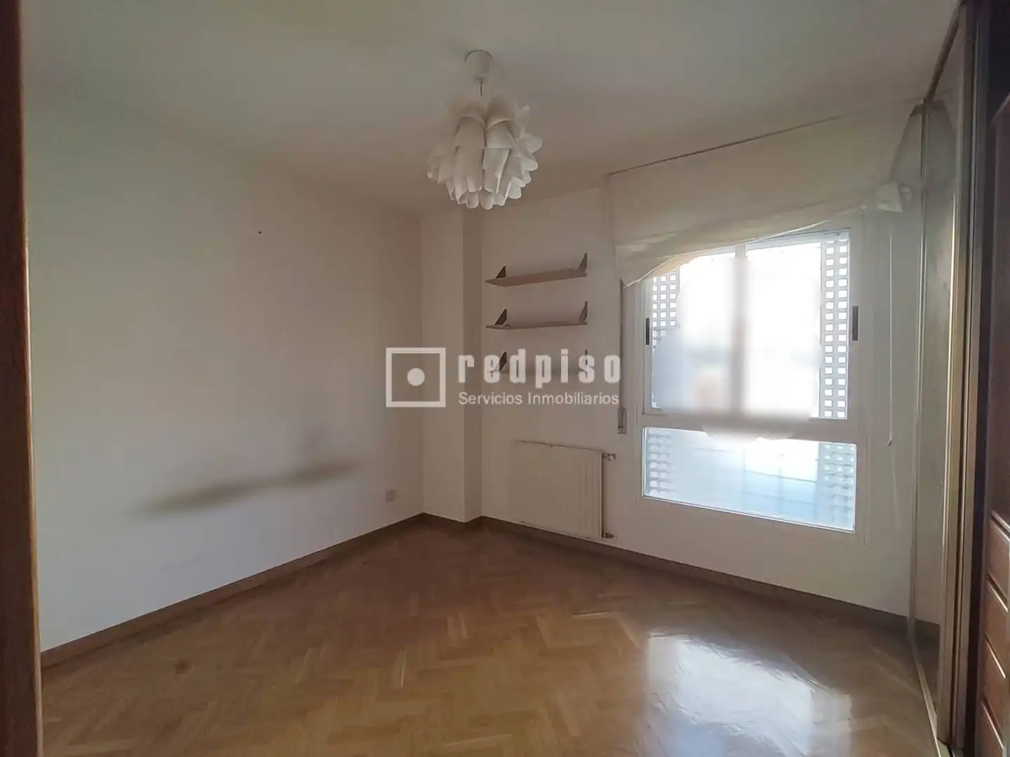 Habitación de Piso en venta en Madrid con Aire acondicionado, Calefacción y Jardín privado