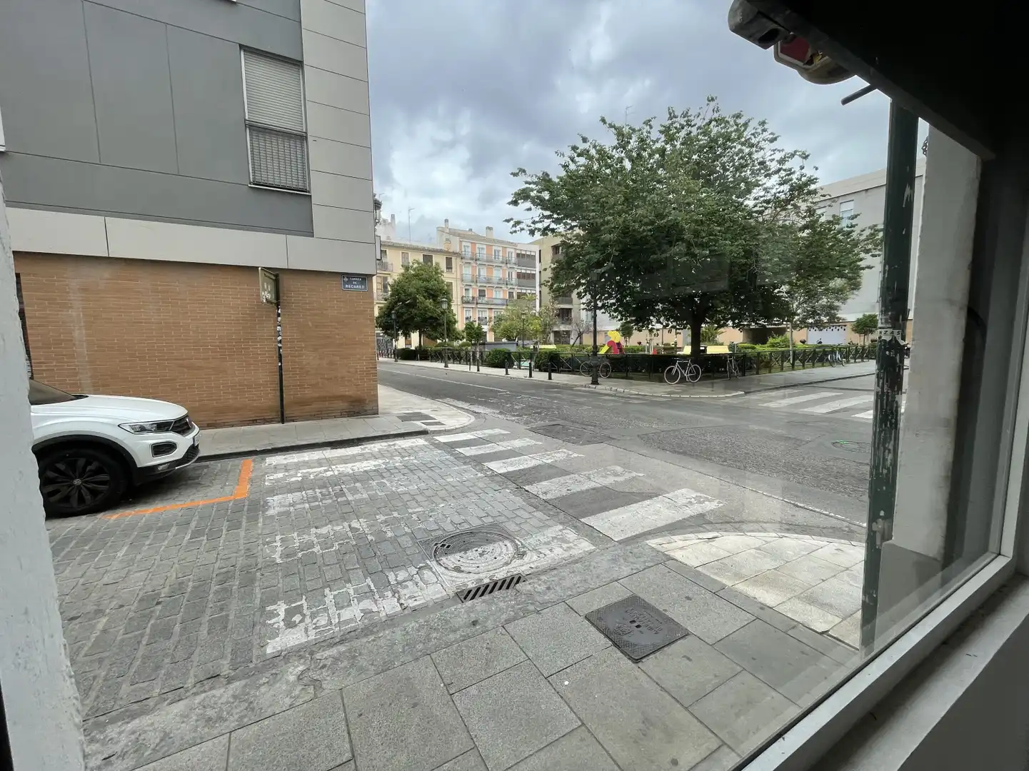 Vista exterior de Local en venda en Valencia