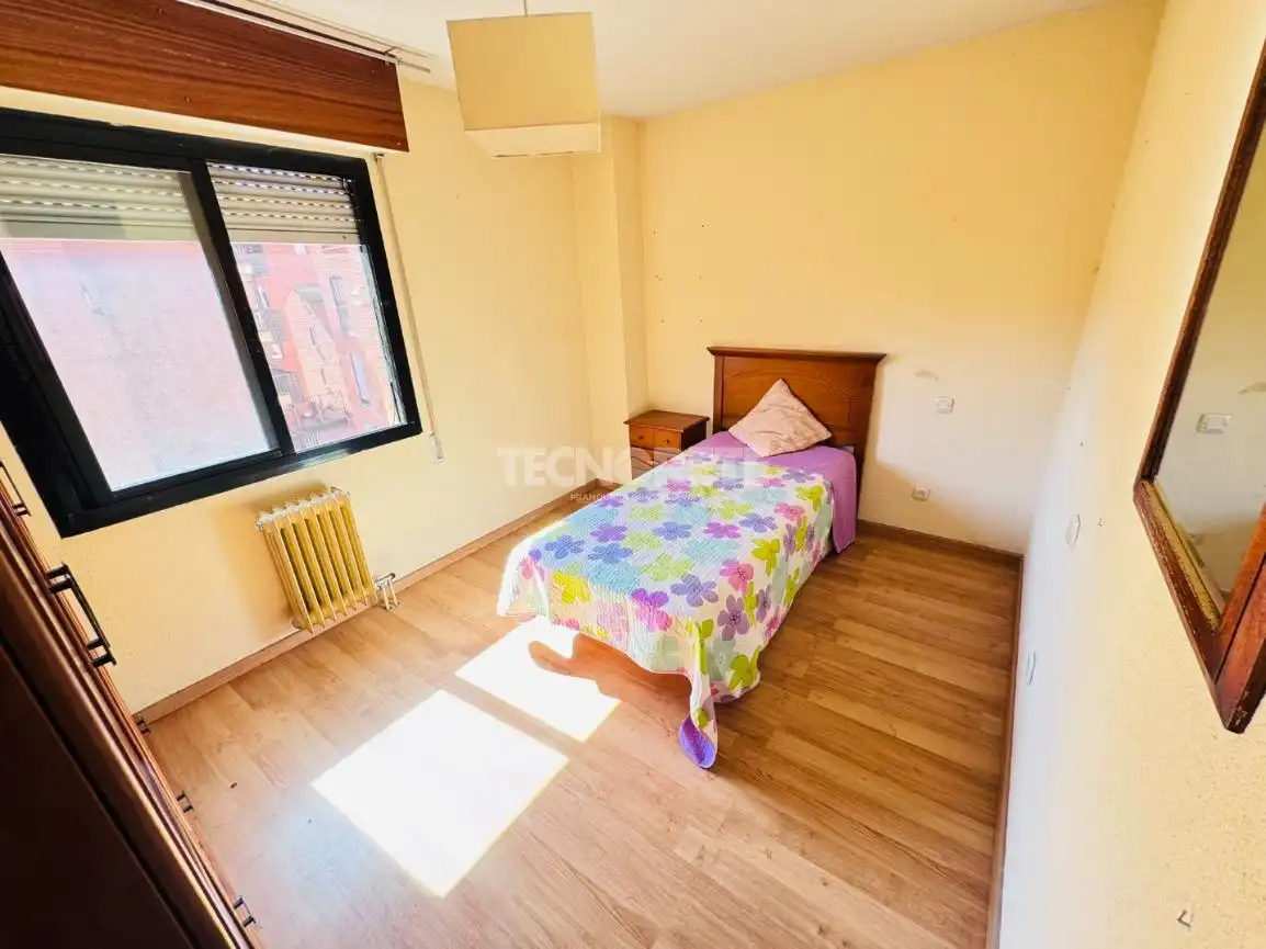 Habitación de Piso en venta en Toledo con Aire acondicionado, Calefacción y Trastero