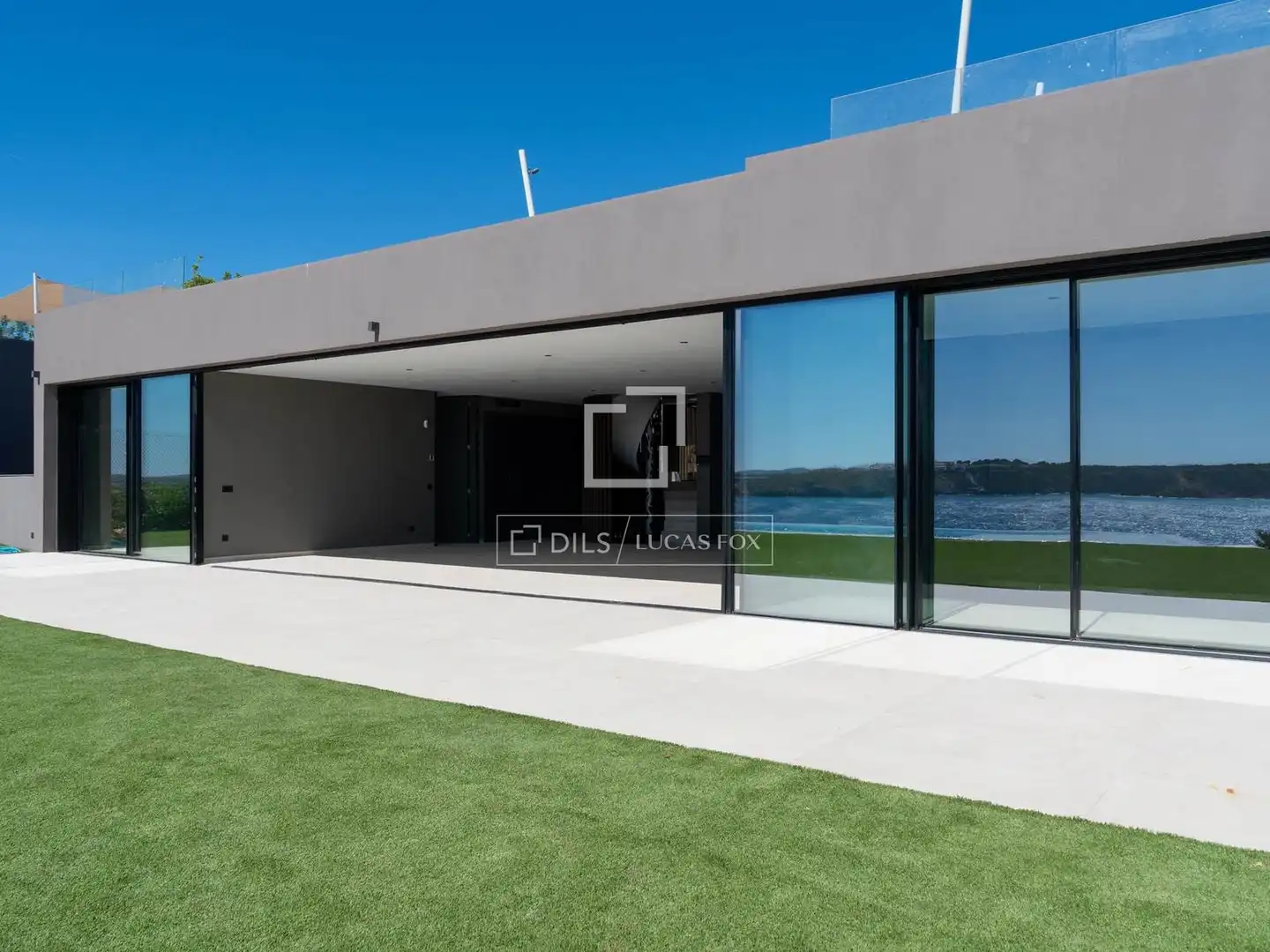 Exterior view of Houses for sale in Es Mercadal  with Air Conditioner, Private garden and Terrace