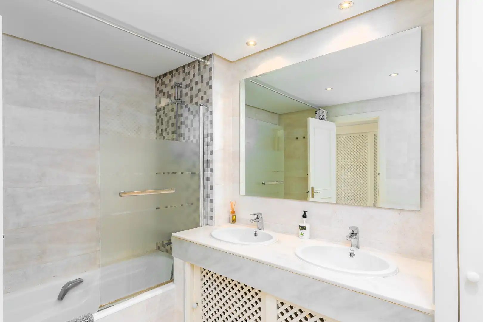 Wohnung zum Verkauf in Avenida Juan Sebastian Elcano, 2, Puerto Marina