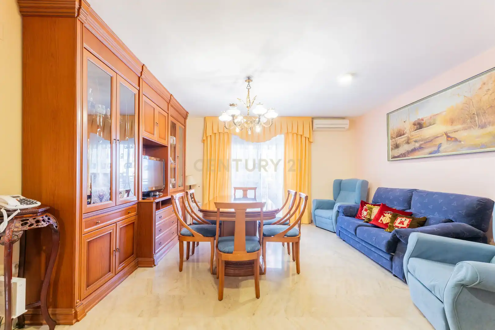 Comedor de Piso en venta en Valencia con Aire acondicionado, Trastero y Horno