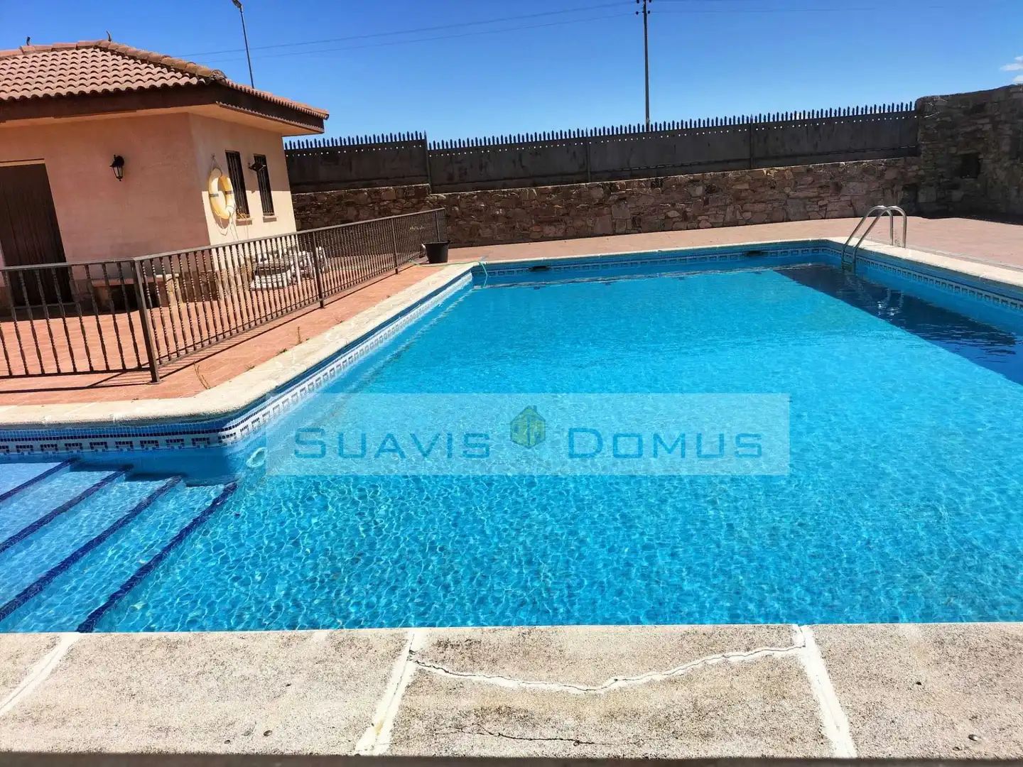 Piscina de Casa o chalet en venta en Roales con Calefacción, Jardín privado y Terraza