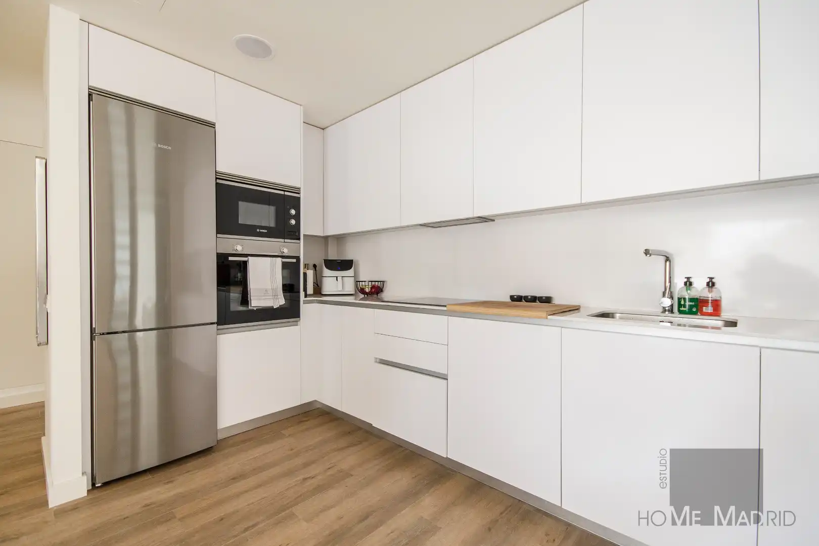 Kitchen of Flat for sale in Madrid  with Air Conditioner, Heating and Parquet flooring