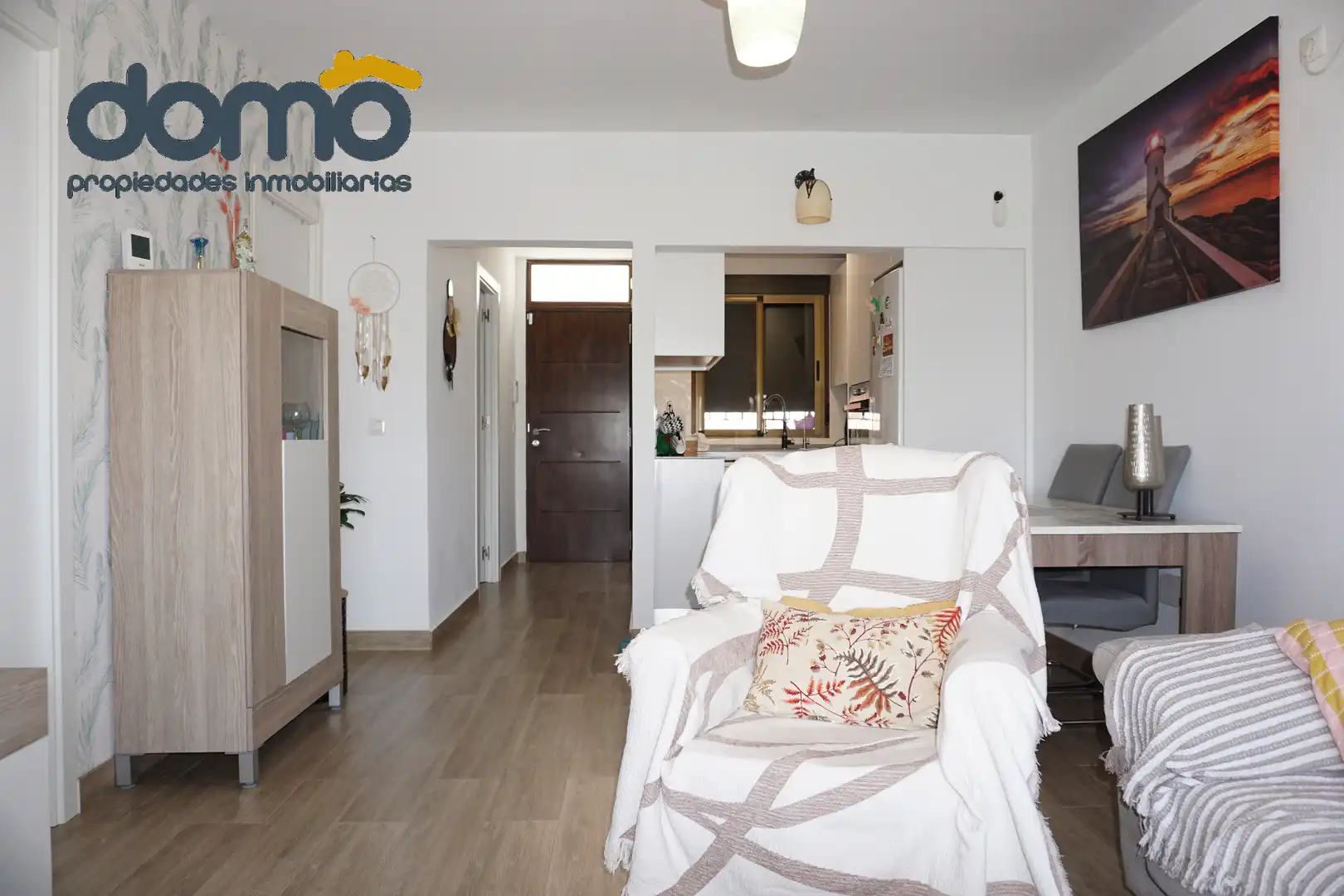 Sala de estar de Piso en venta en Almería con Aire acondicionado, Terraza y Piscina comunitaria
