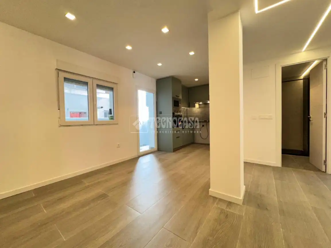 Flat for sale in Alcobendas  with Air Conditioner and Heating