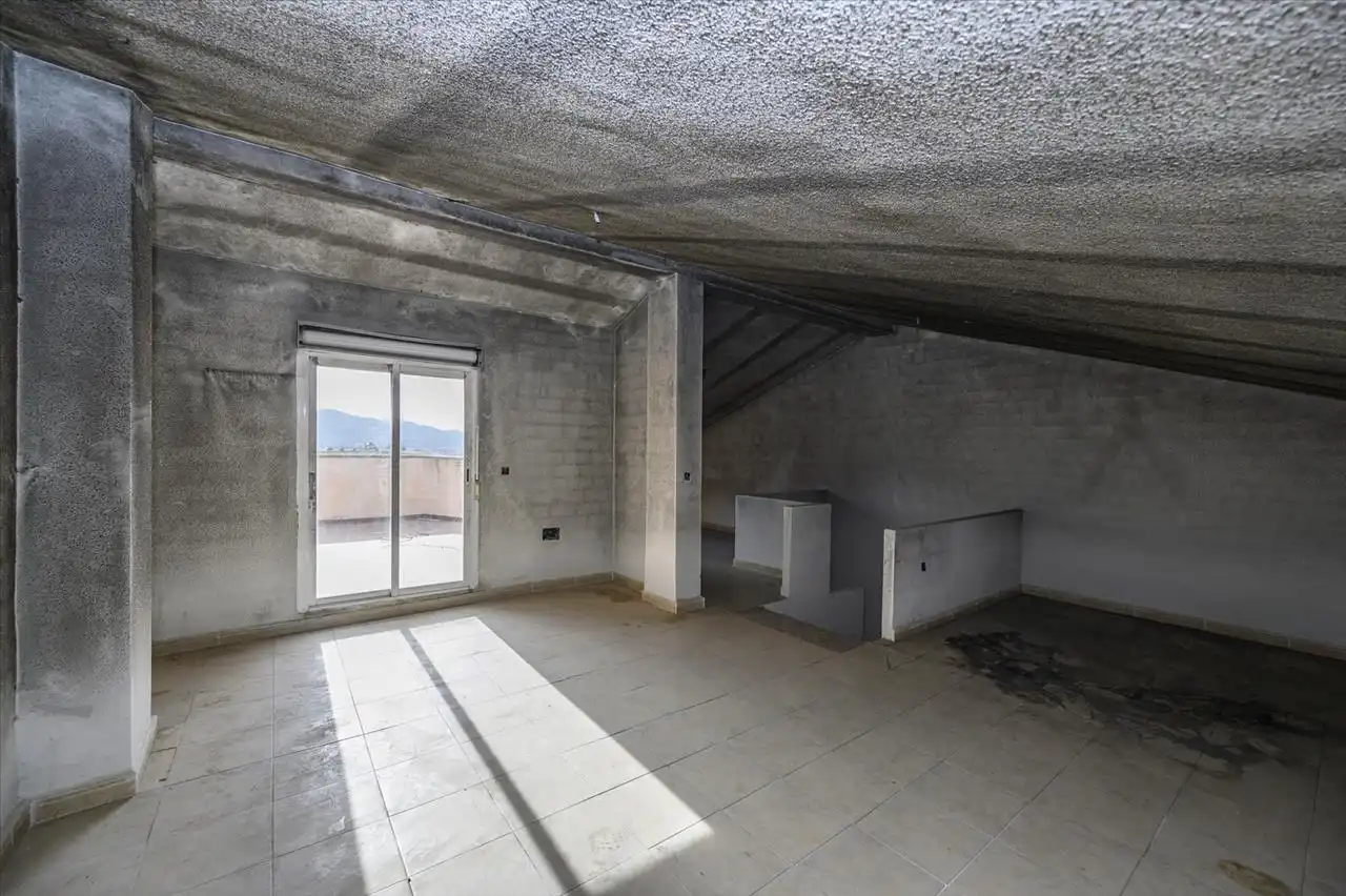 Casa adosada en venta en Almonacid de Toledo con Terraza y Trastero
