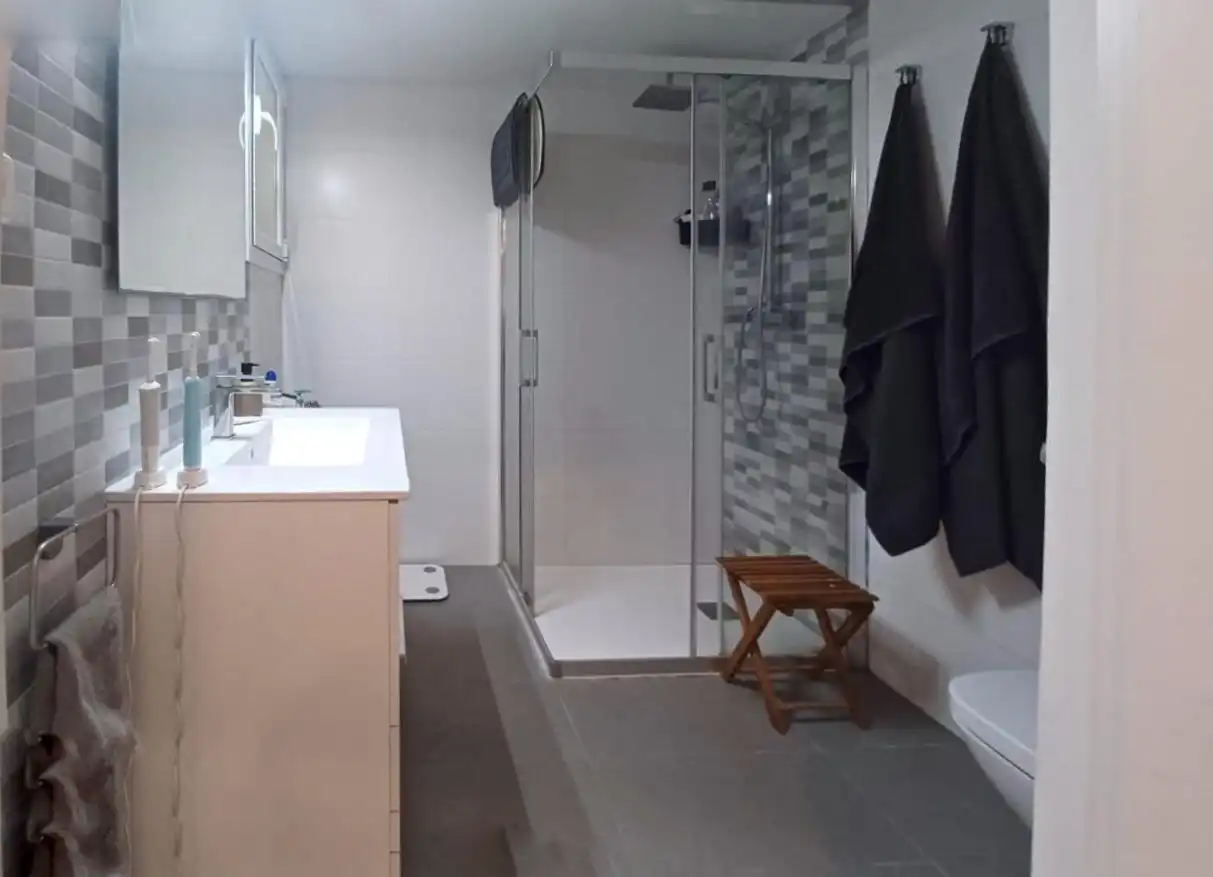 Baño de Piso en venta en Barcelona con Calefacción