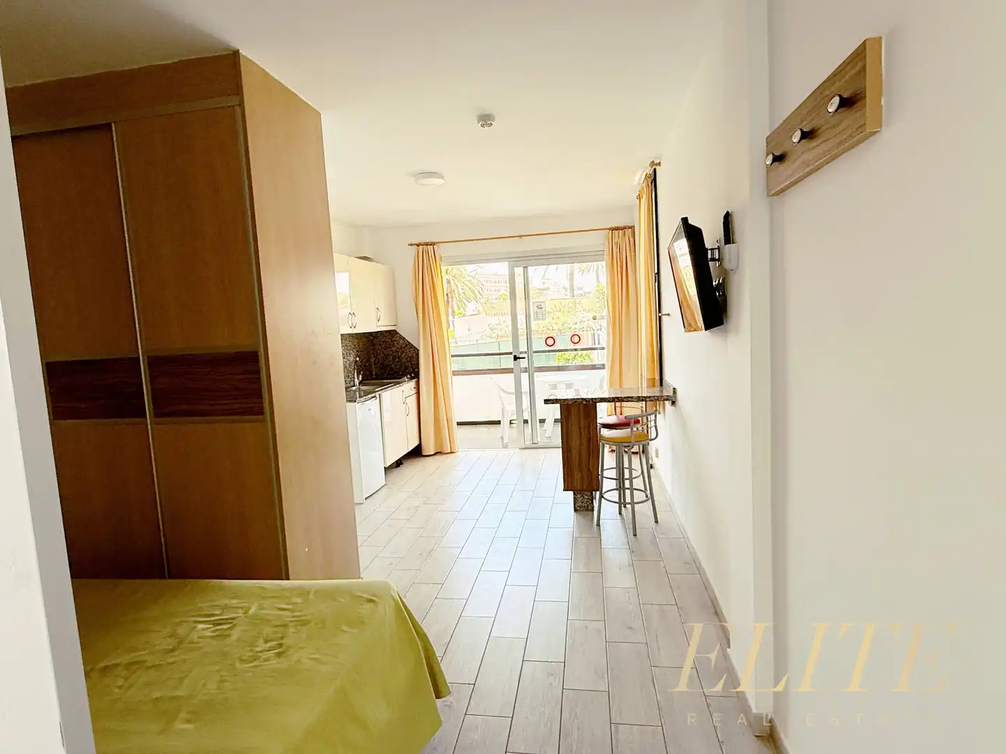 Habitación de Estudio en venta en San Bartolomé de Tirajana con Jardín privado, Terraza y Amueblado