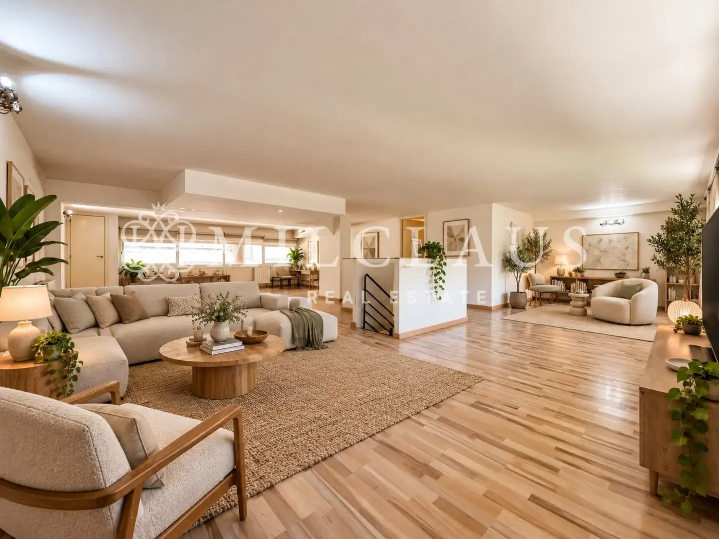 Flat for sale in Carrer de Sicília