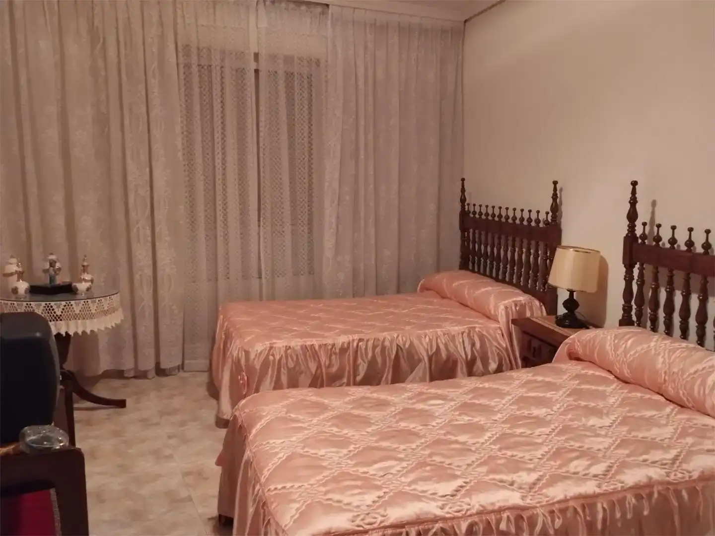Dormitori de Casa adosada en venda en Peñaranda de Bracamonte amb Balcó