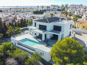 Casa con piscina in vendita a N/A